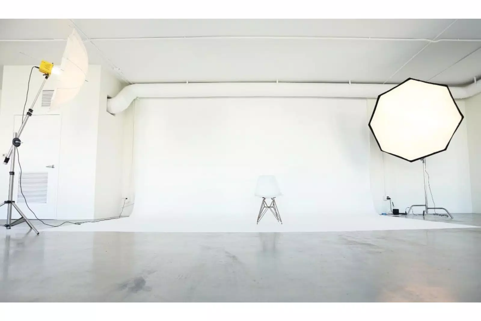 How to Get a Pure White Background in Product Photography?